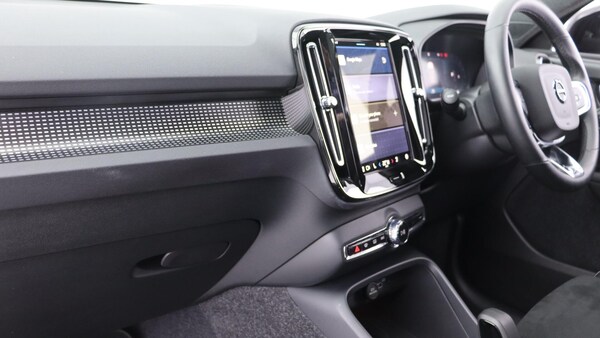 Used Volvo XC40 2025 for sale - 76213847: Photo 53