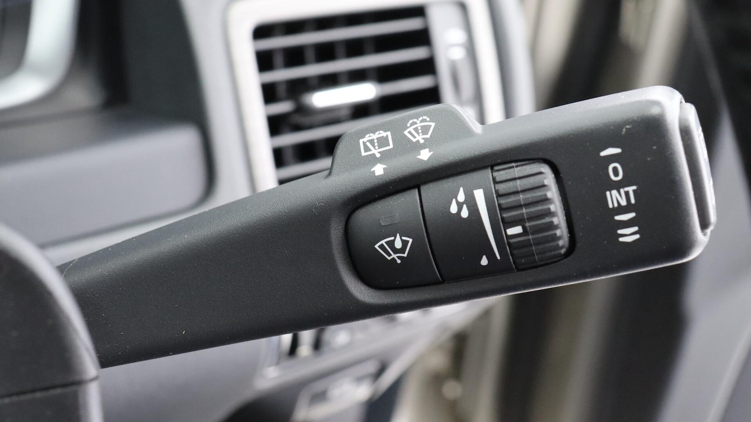 Used Volvo XC70 2015 for sale - 76327346: Photo 23