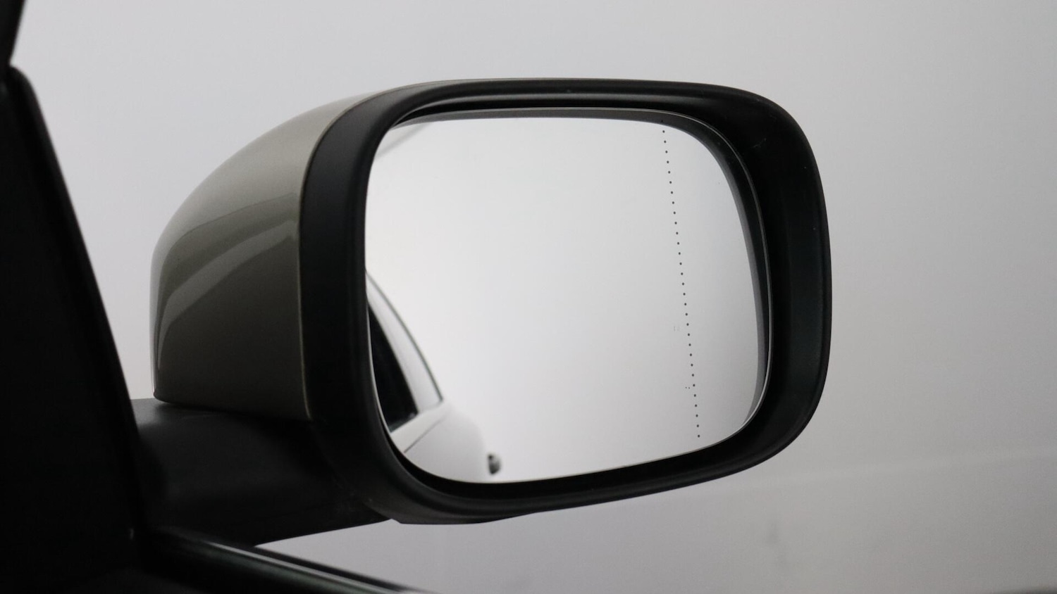 Used Volvo XC70 2015 for sale - 76327346: Photo 32