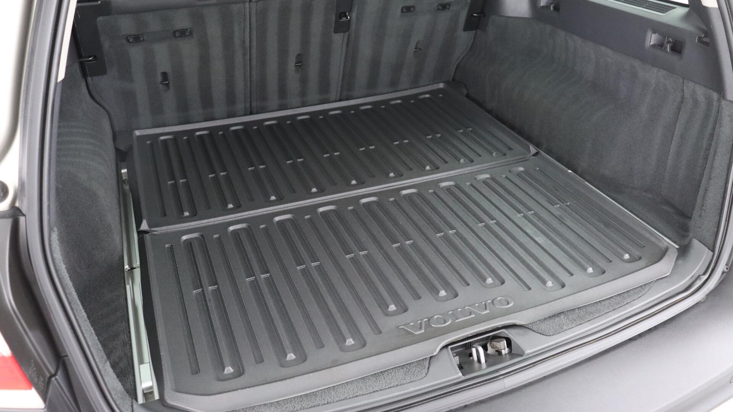 Used Volvo XC70 2015 for sale - 76327346: Photo 43