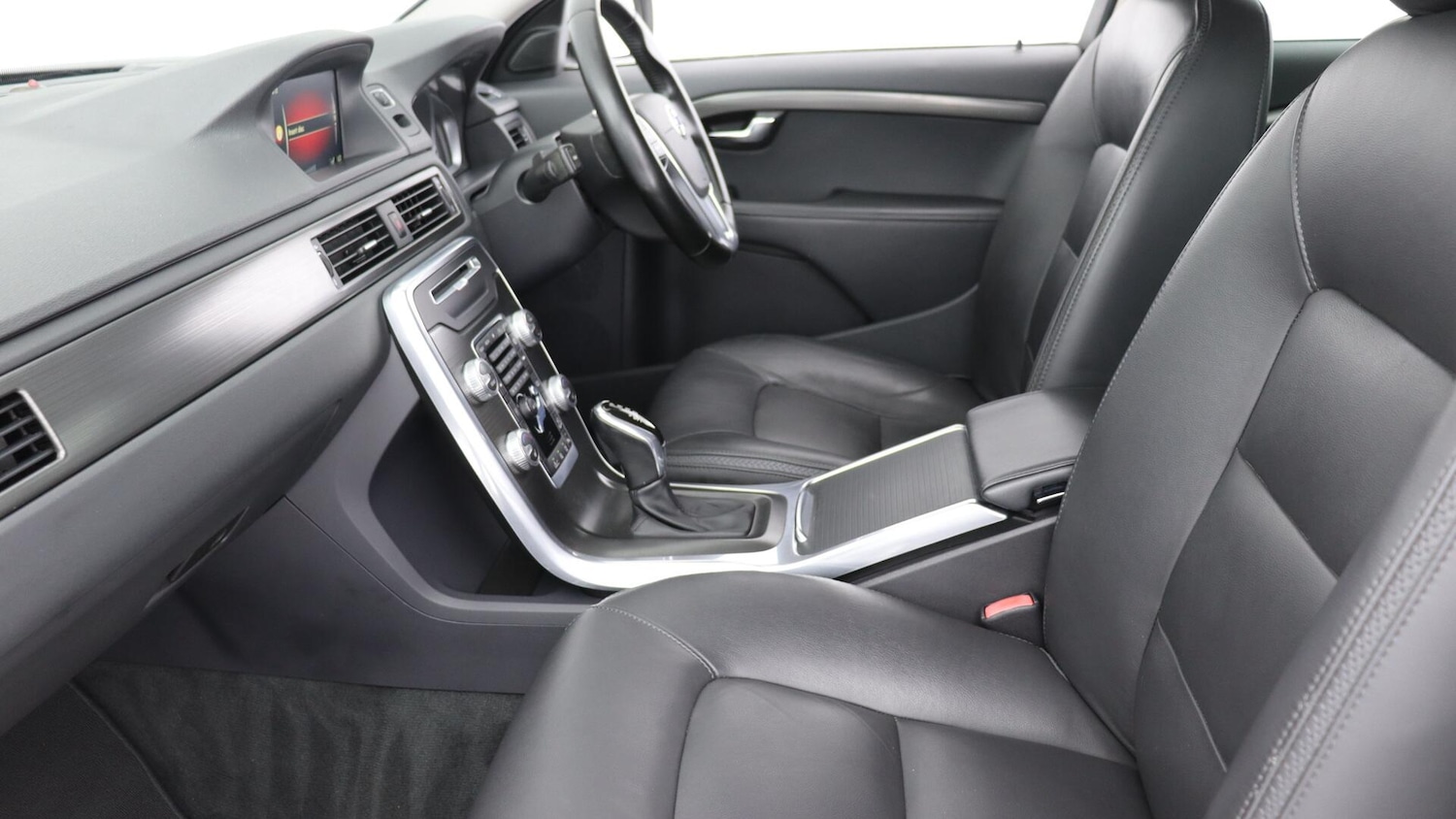 Used Volvo XC70 2015 for sale - 76327346: Photo 46