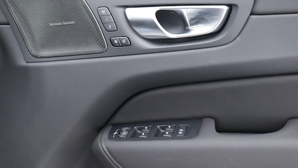 Used Volvo XC60 2025 for sale - 76238725: Photo 29