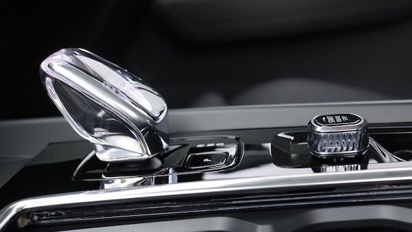 Used Volvo XC60 2025 for sale - 76238725: Photo 48