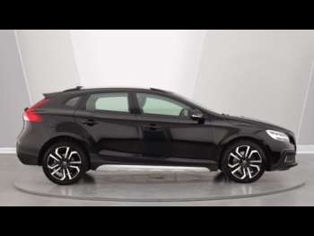 Used Volvo V40 Cross Country 2018 for sale - 75224605: Photo
