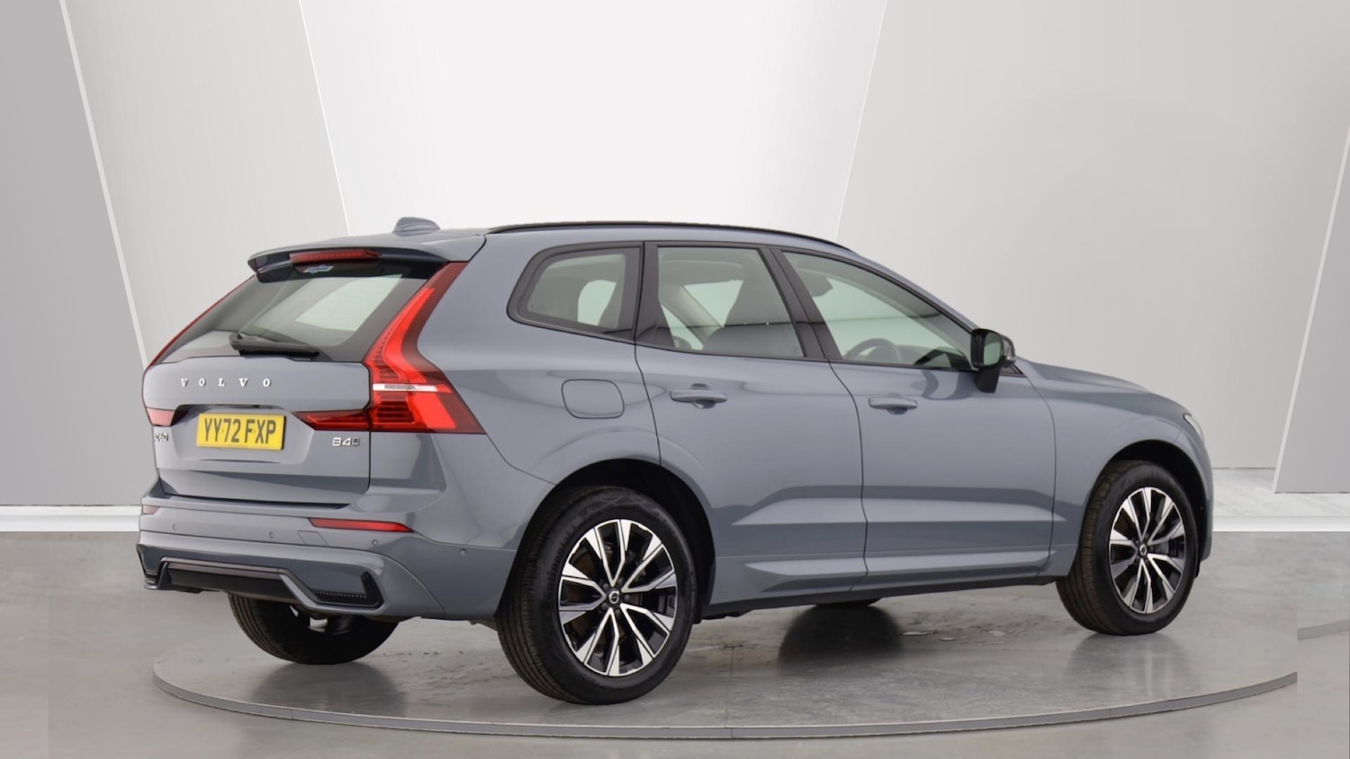 Used Volvo XC60 2022 for sale - 76072458: Photo 2