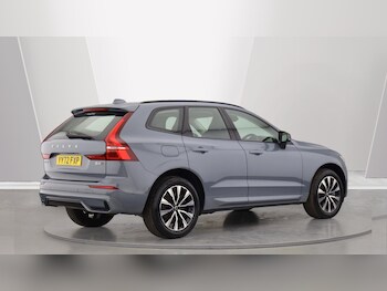 Used Volvo XC60 2022 for sale - 76072458: Photo 2