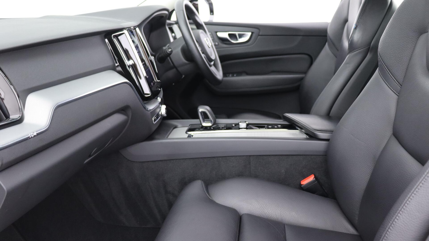Used Volvo XC60 2022 for sale - 76072458: Photo 48