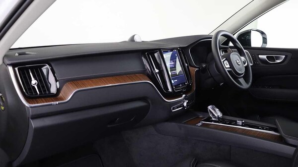 Used Volvo XC60 2024 for sale - 76200071: Photo 17