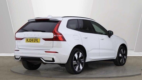 Used Volvo XC60 2024 for sale - 76200071: Photo 2