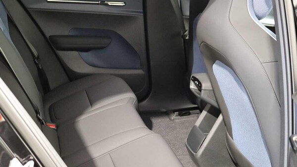 Used Volvo EX30 2025 for sale - 76167451: Photo 8