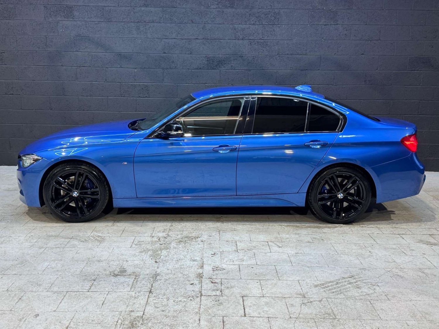 Used BMW 3 Series 2018 for sale - 76397224: Photo 11