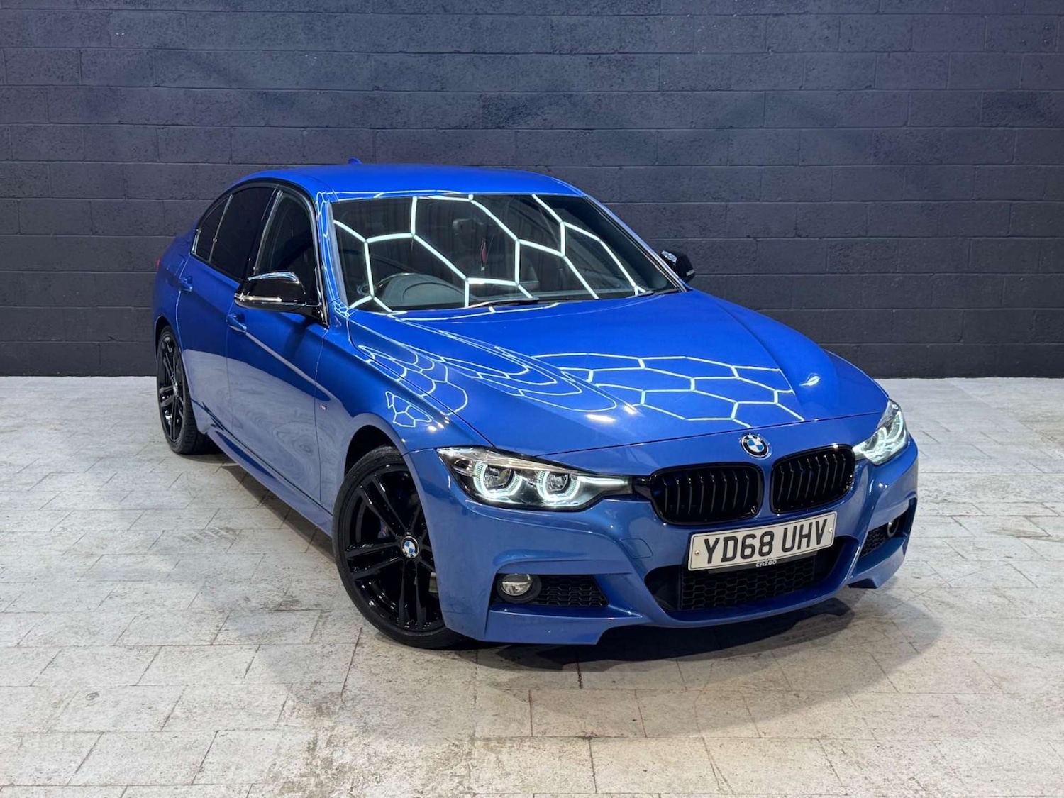 Used BMW 3 Series 2018 for sale - 76397224: Photo 13