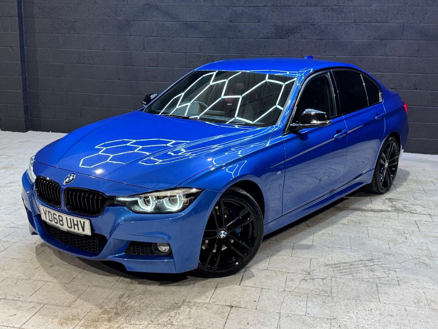 Used BMW 3 Series 2018 for sale - 76397224: Photo 35