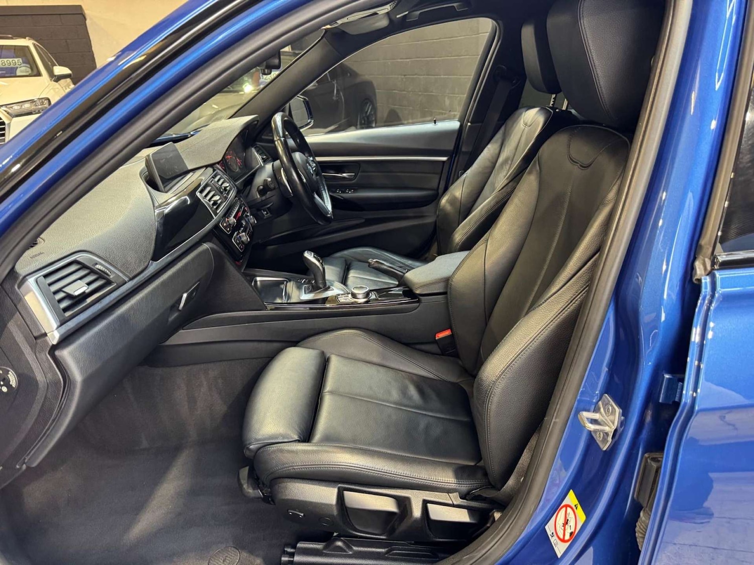 Used BMW 3 Series 2018 for sale - 76397224: Photo 59