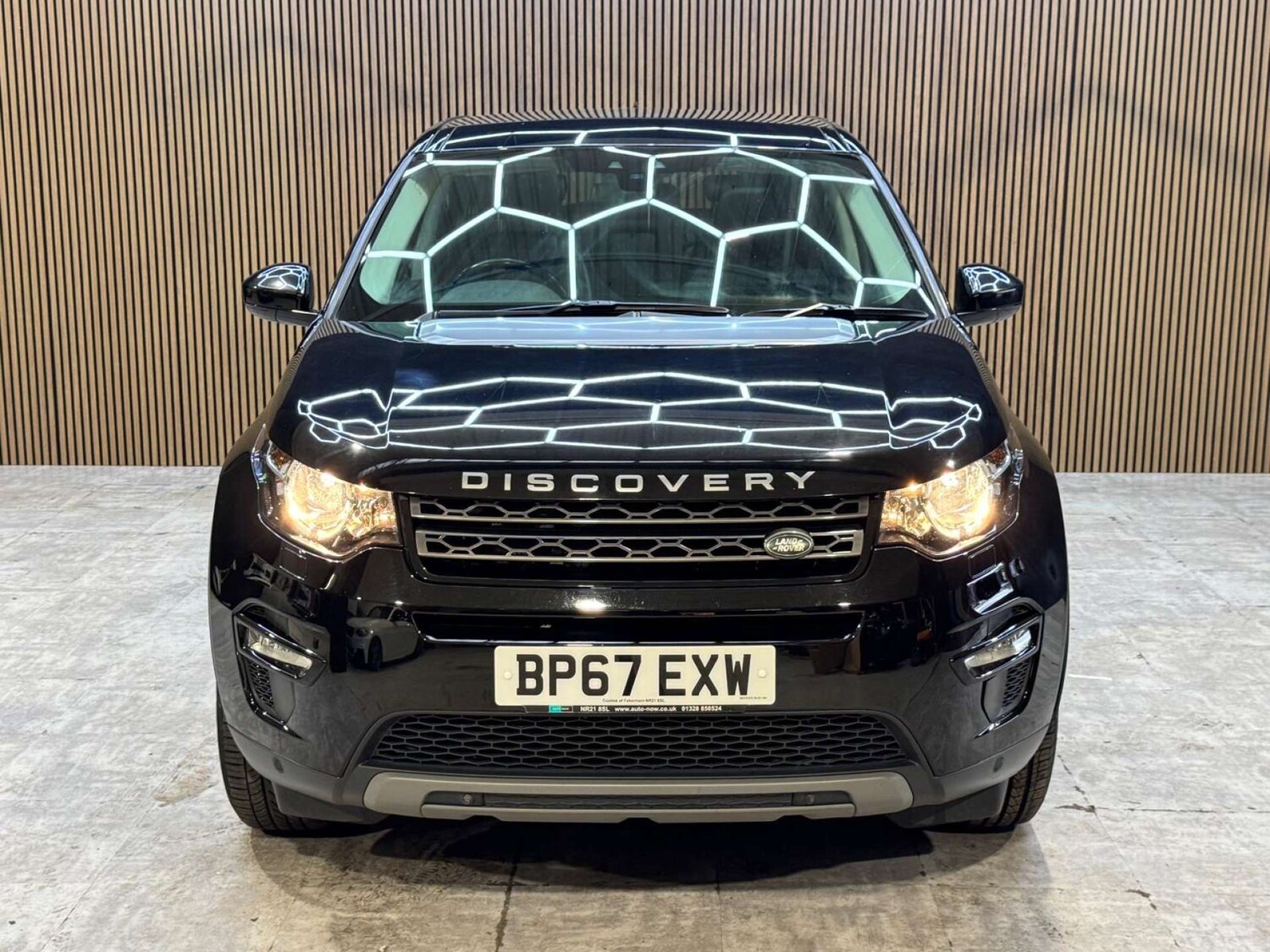 Used Land Rover Discovery Sport 2018 for sale - 77833267: Photo 41