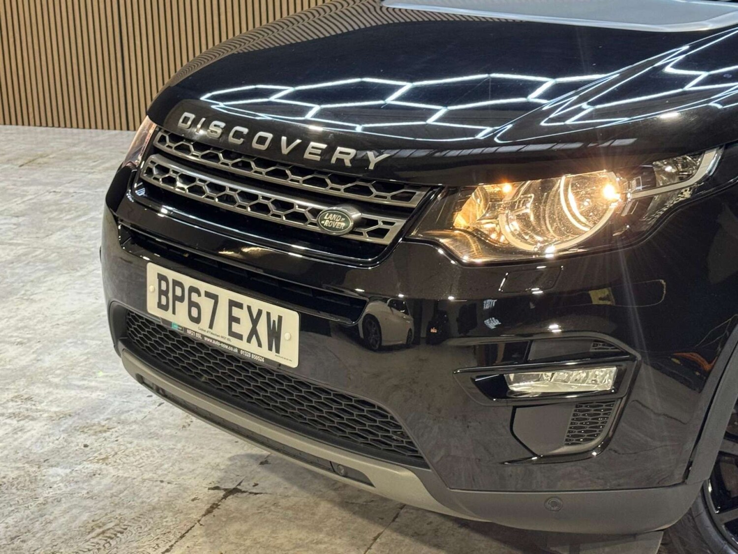 Used Land Rover Discovery Sport 2018 for sale - 77833267: Photo 42
