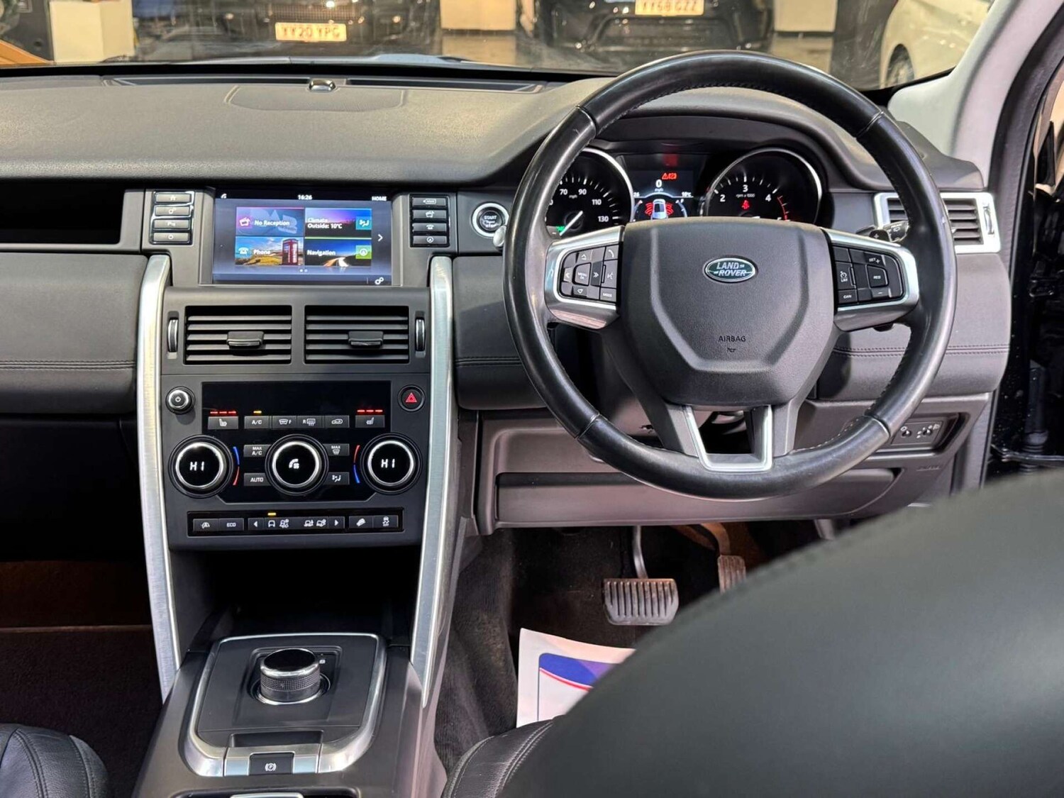 Used Land Rover Discovery Sport 2018 for sale - 77833267: Photo 43