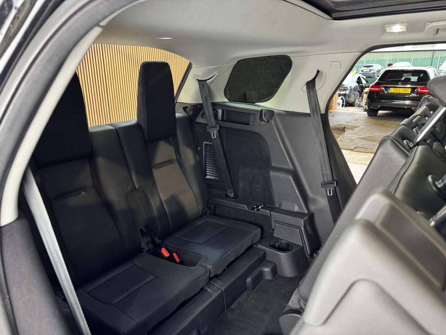 Used Land Rover Discovery Sport 2018 for sale - 77833267: Photo 81