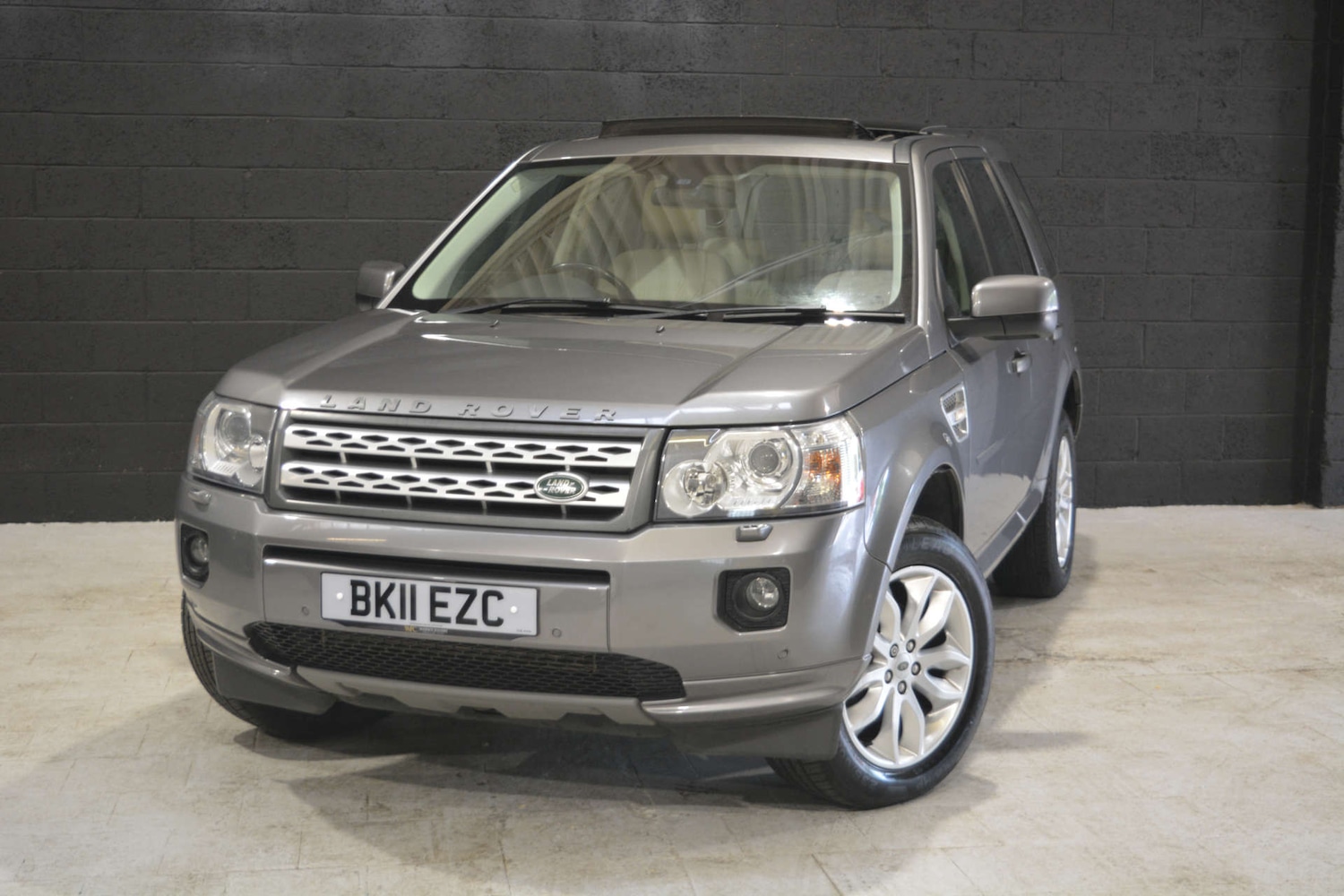 Used Land Rover Freelander 2011 for sale - 76277546: Photo 33