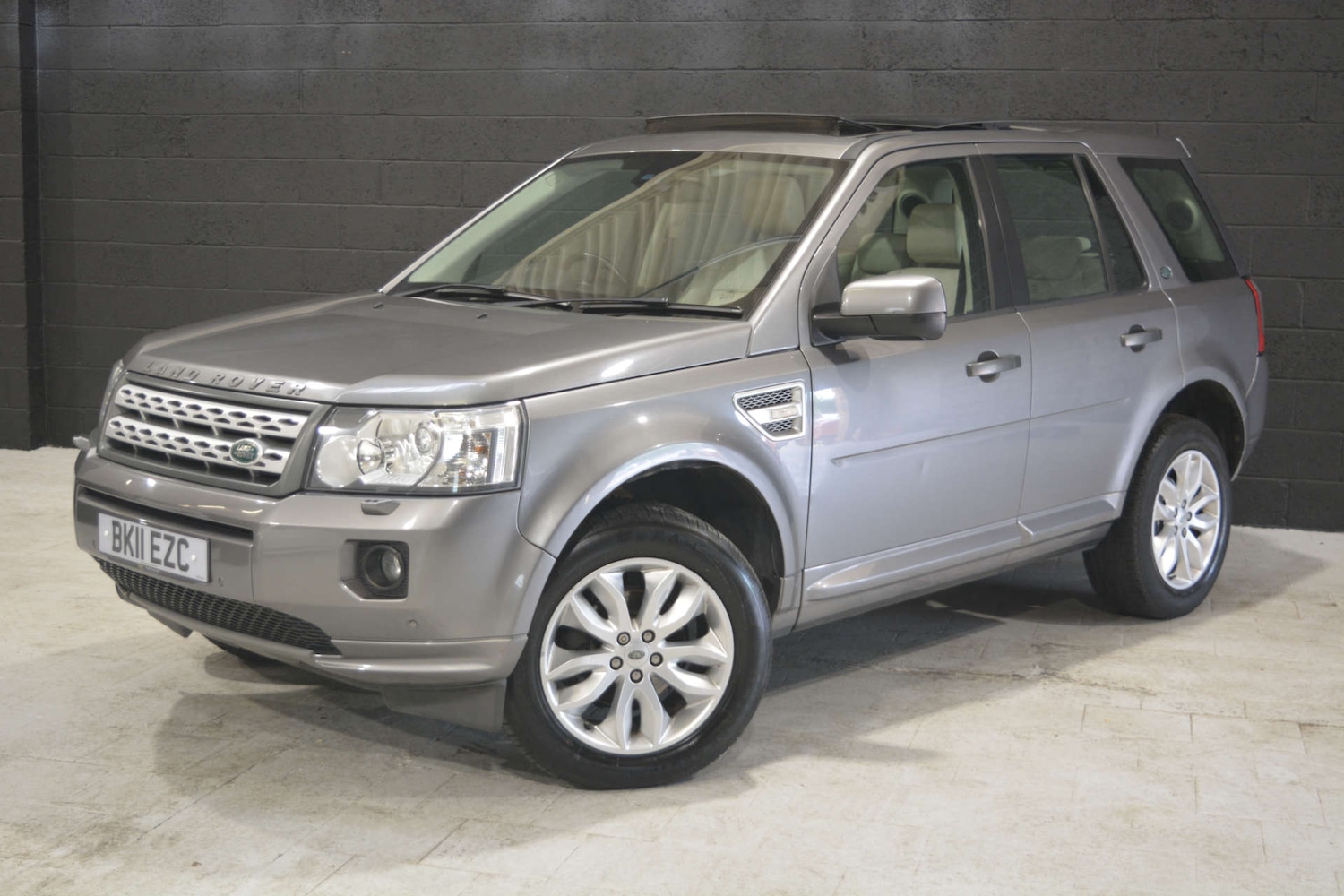 Used Land Rover Freelander 2011 for sale - 76277546: Photo 34