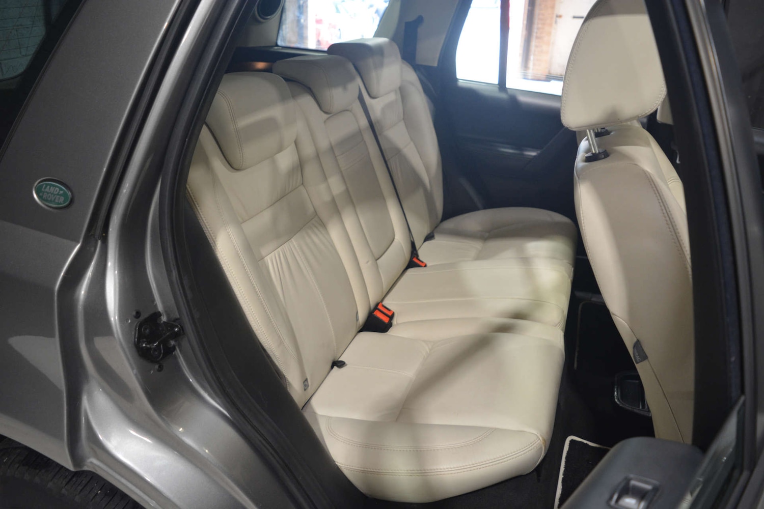 Used Land Rover Freelander 2011 for sale - 76277546: Photo 40