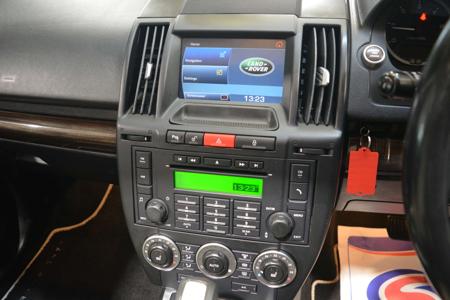 Used Land Rover Freelander 2011 for sale - 76277546: Photo 46