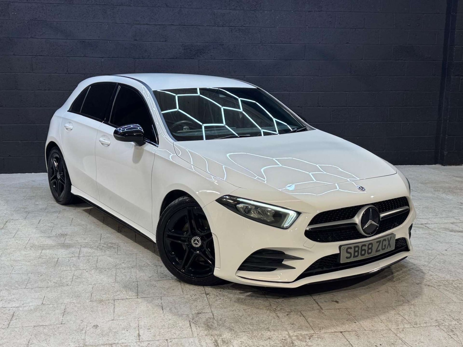 Used Mercedes-Benz A-Class 2019 for sale - 76481426: Photo 1