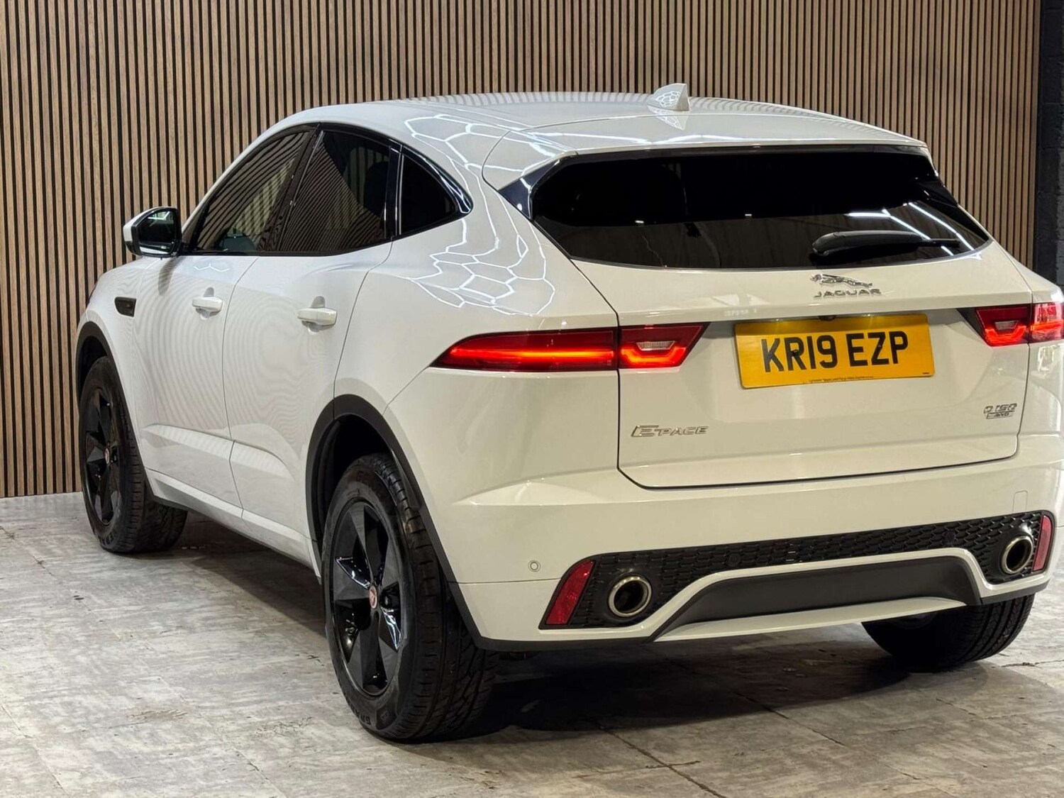 Used Jaguar E-Pace 2019 for sale - 78106762: Photo 24