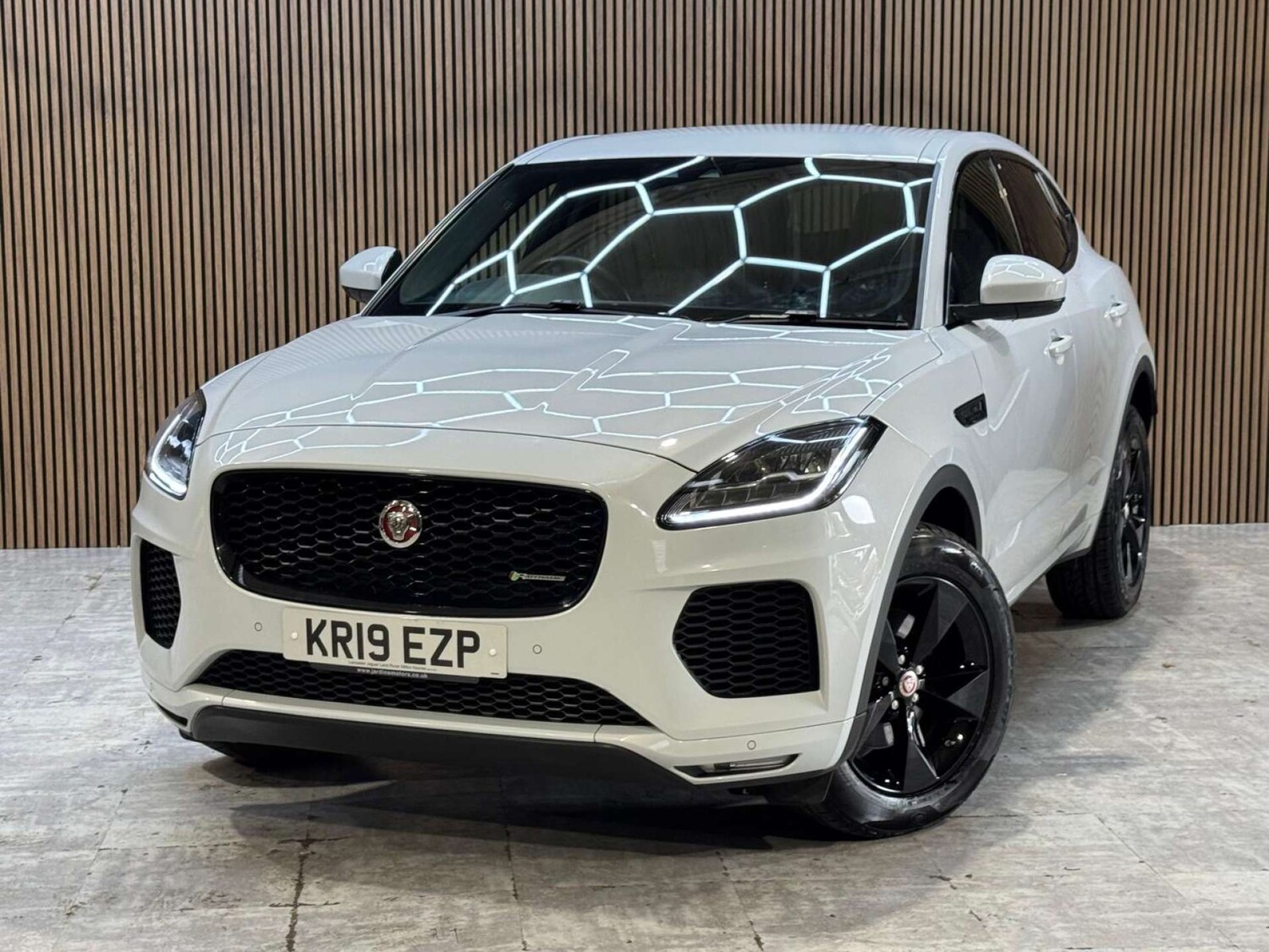Used Jaguar E-Pace 2019 for sale - 78106762: Photo 35