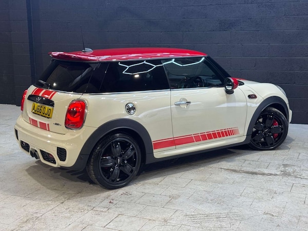 Used MINI Hatch 2017 for sale - 76319712: Photo 23