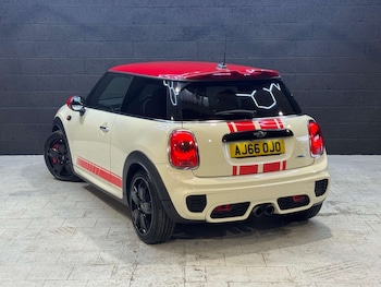 Used MINI Hatch 2017 for sale - 76319712: Photo 2