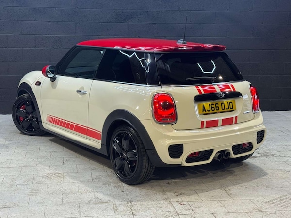 Used MINI Hatch 2017 for sale - 76319712: Photo 32