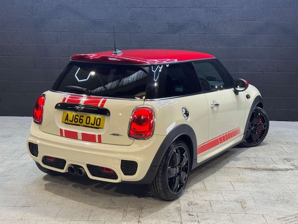 Used MINI Hatch 2017 for sale - 76319712: Photo 5