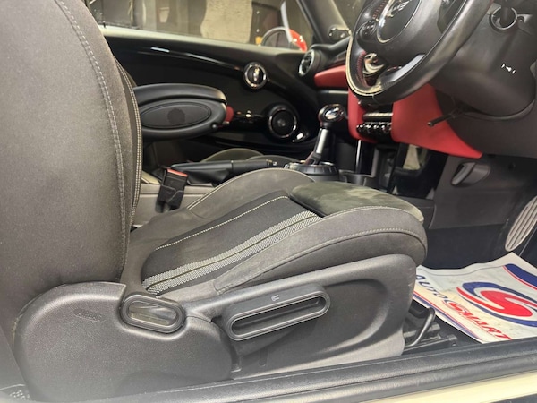 Used MINI Hatch 2017 for sale - 76319712: Photo 64