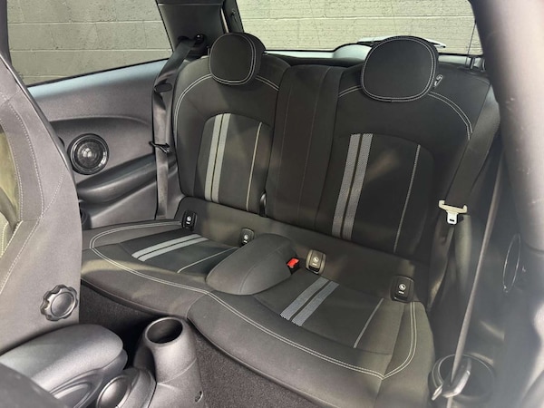 Used MINI Hatch 2017 for sale - 76319712: Photo 6