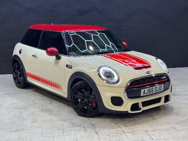 Used MINI Hatch 2017 for sale - 76319712: Photo 8