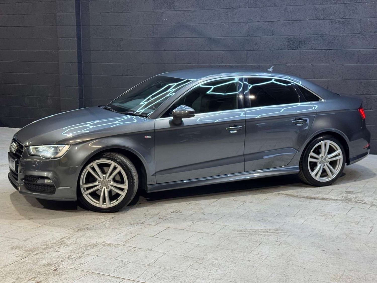 Used Audi A3 2015 for sale - 76601366: Photo 31