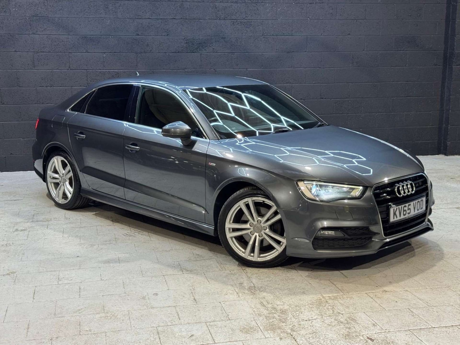 Used Audi A3 2015 for sale - 76601366: Photo 8