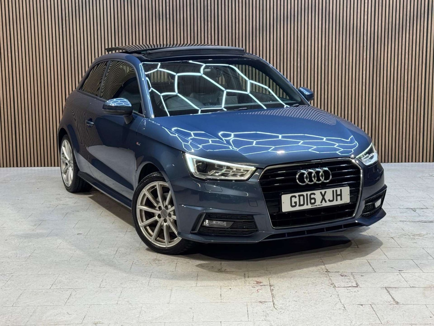 Used Audi A1 2016 for sale - 77101109: Photo 1