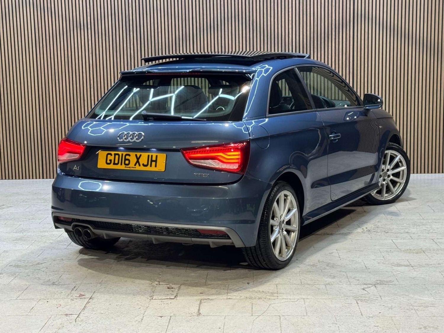 Used Audi A1 2016 for sale - 77101109: Photo 5