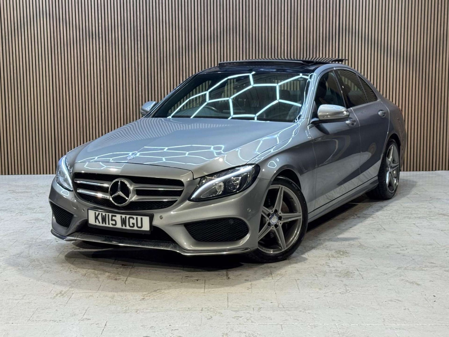 Used Mercedes-Benz C Class 2015 for sale - 77084206: Photo 4