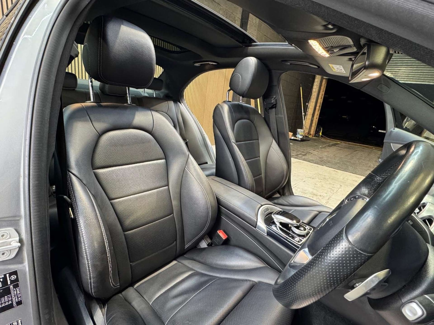 Used Mercedes-Benz C Class 2015 for sale - 77084206: Photo 41