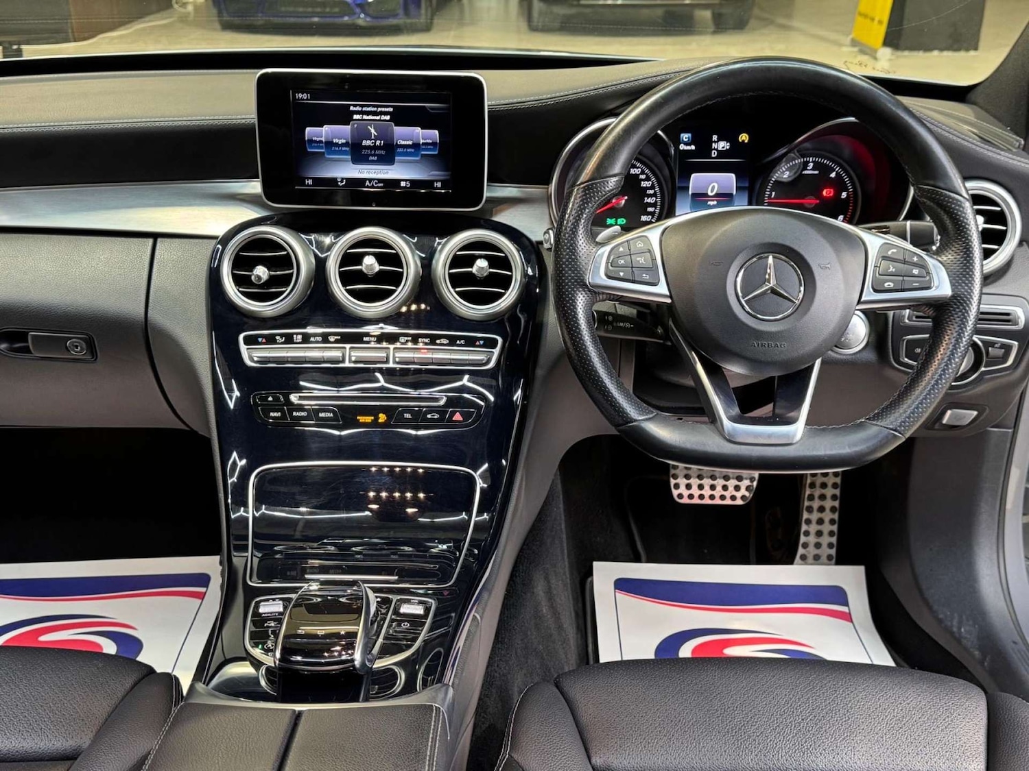 Used Mercedes-Benz C Class 2015 for sale - 77084206: Photo 44