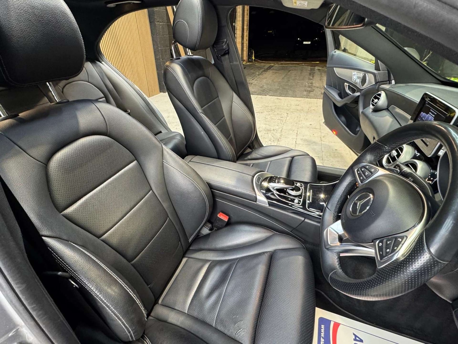 Used Mercedes-Benz C Class 2015 for sale - 77084206: Photo 46