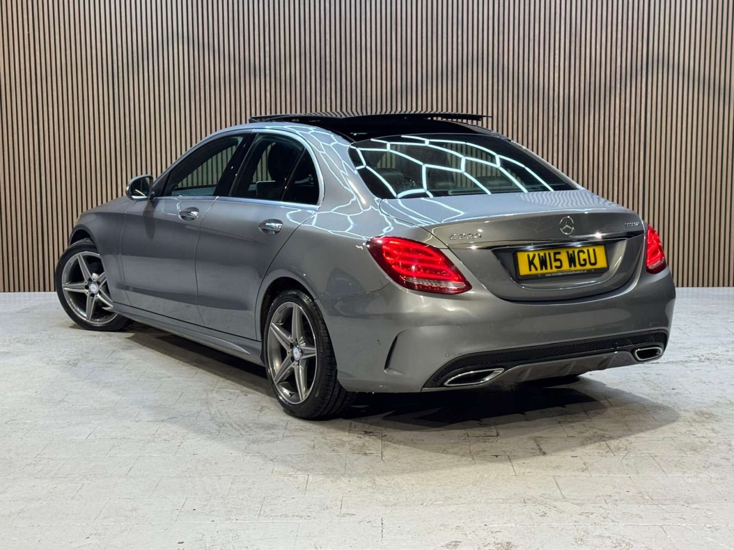 Used Mercedes-Benz C Class 2015 for sale - 77084206: Photo 5