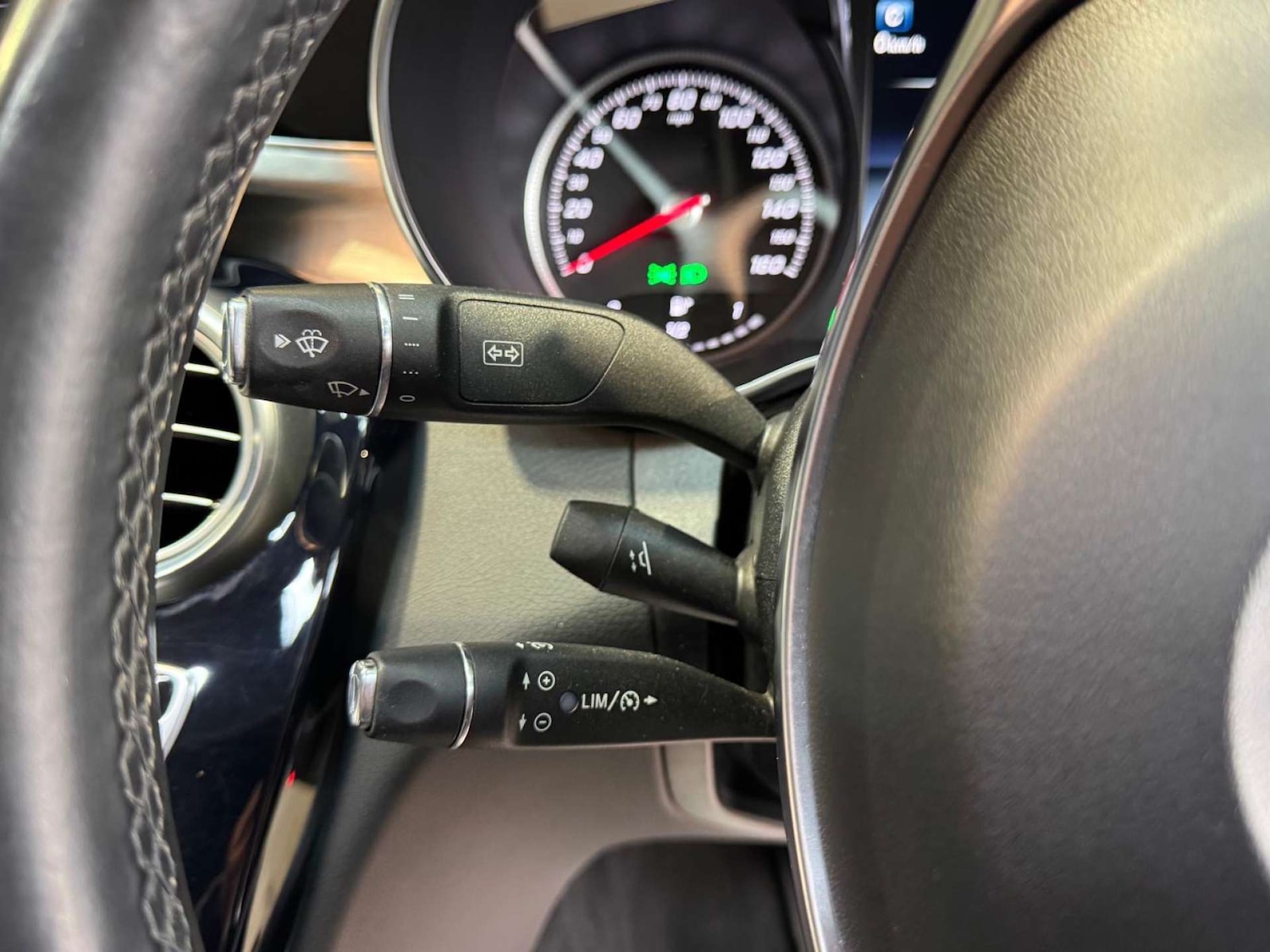 Used Mercedes-Benz C Class 2015 for sale - 77084206: Photo 50