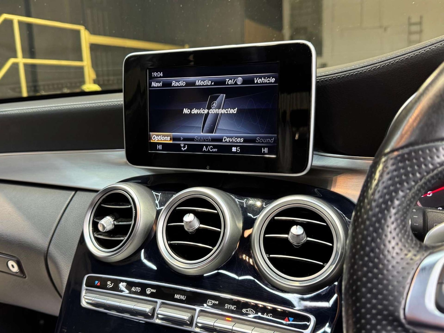 Used Mercedes-Benz C Class 2015 for sale - 77084206: Photo 54