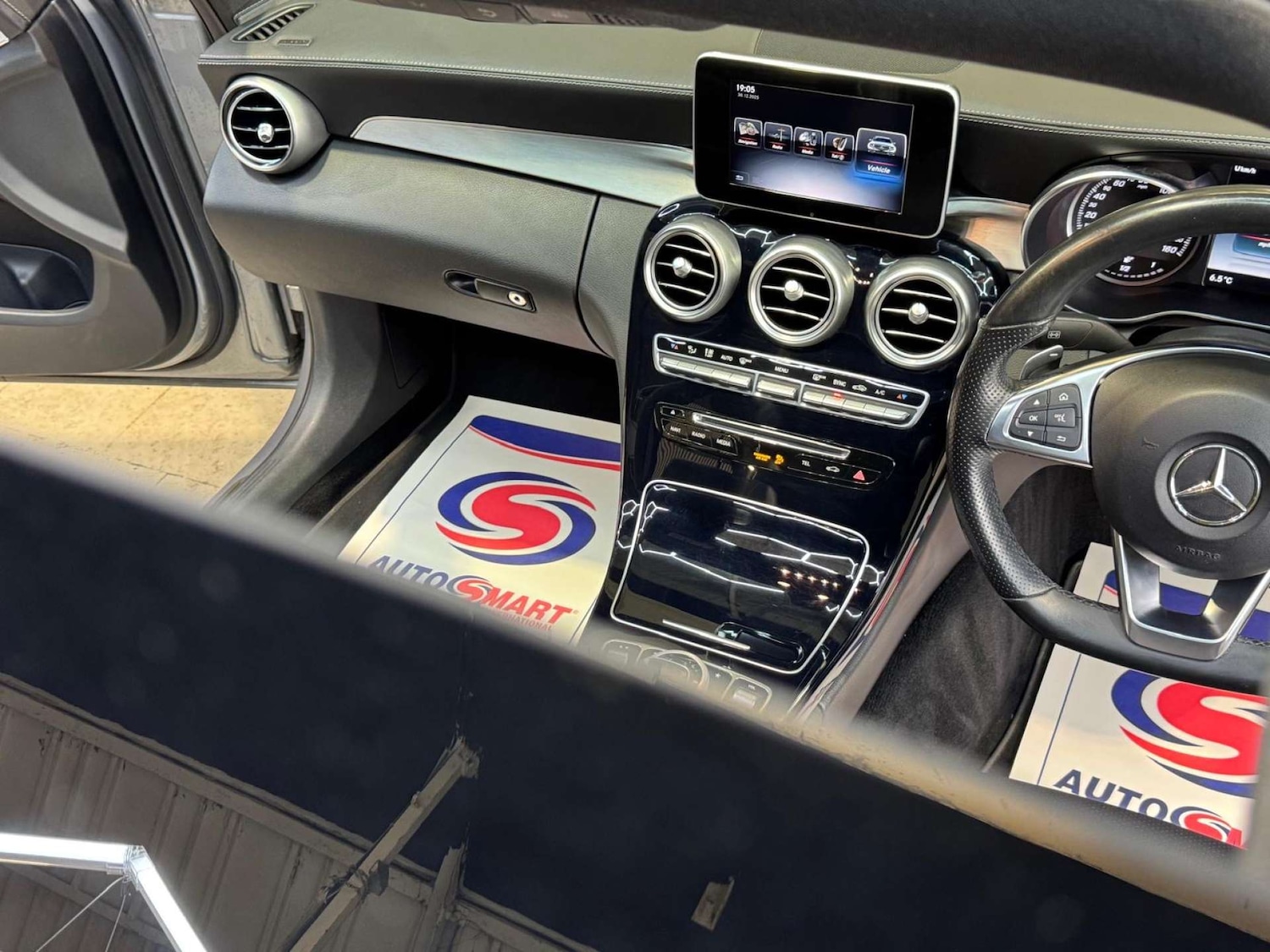 Used Mercedes-Benz C Class 2015 for sale - 77084206: Photo 58