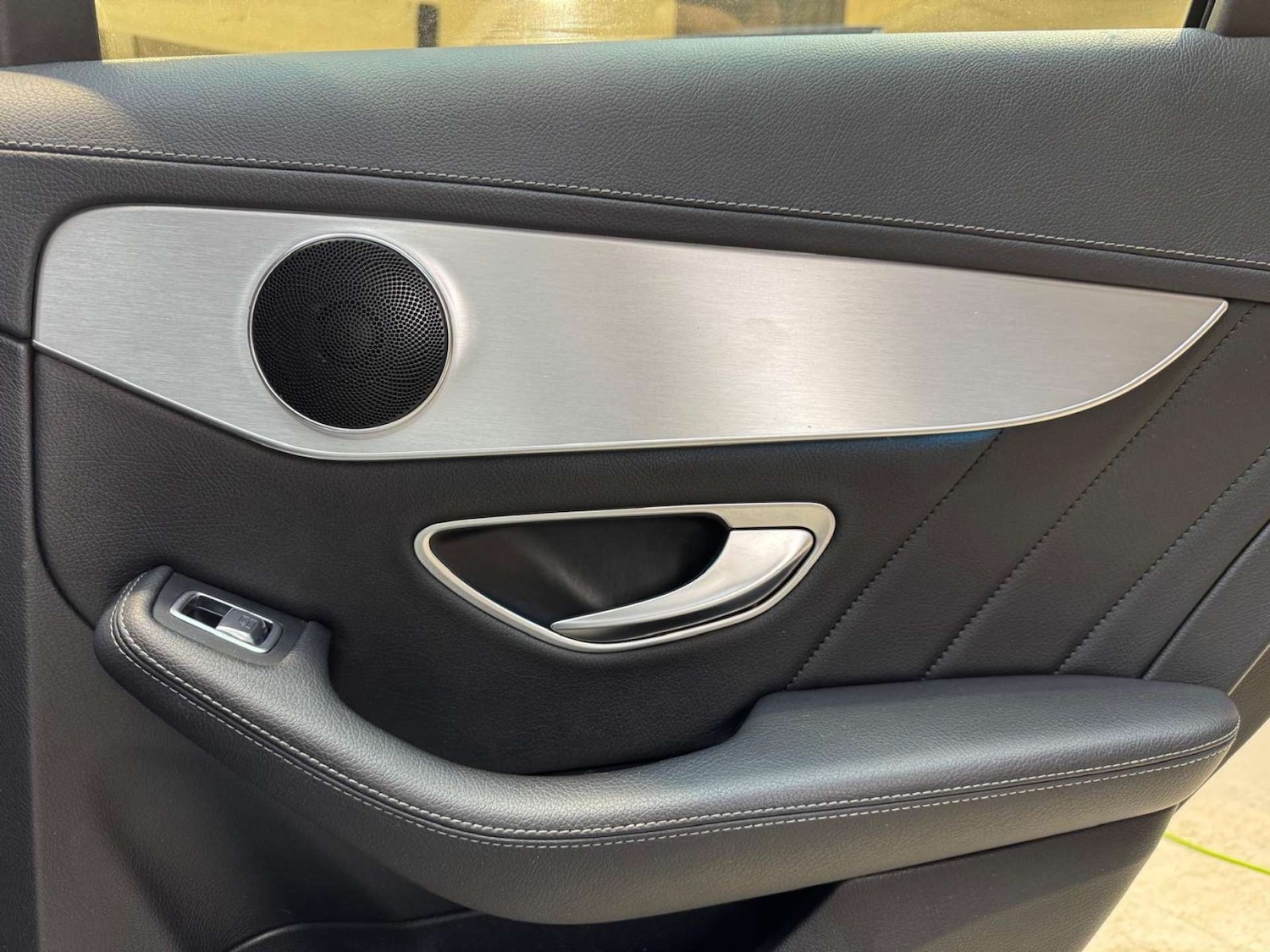 Used Mercedes-Benz C Class 2015 for sale - 77084206: Photo 70