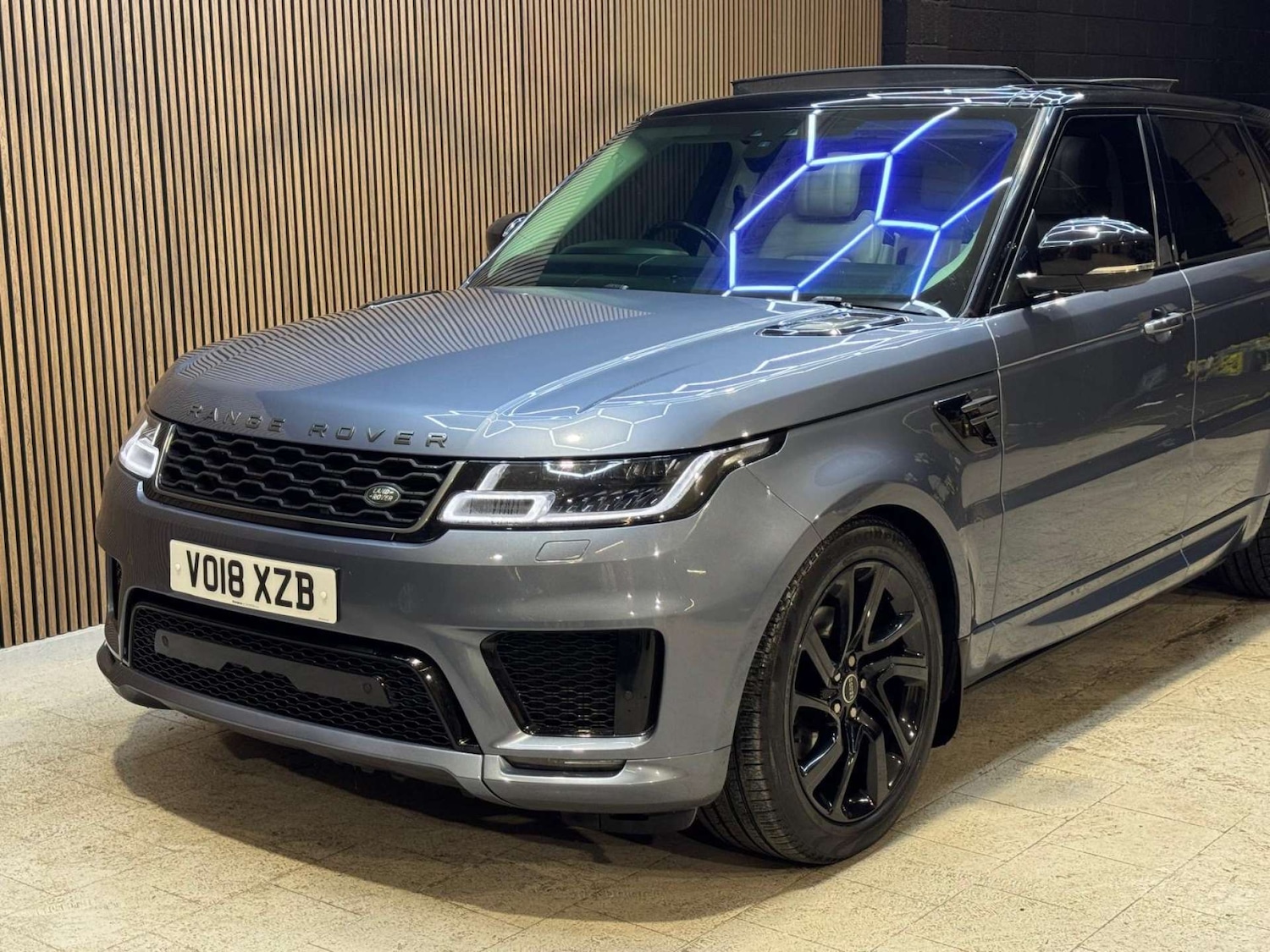 Used Land Rover Range Rover Sport 2018 for sale - 77392215: Photo 32